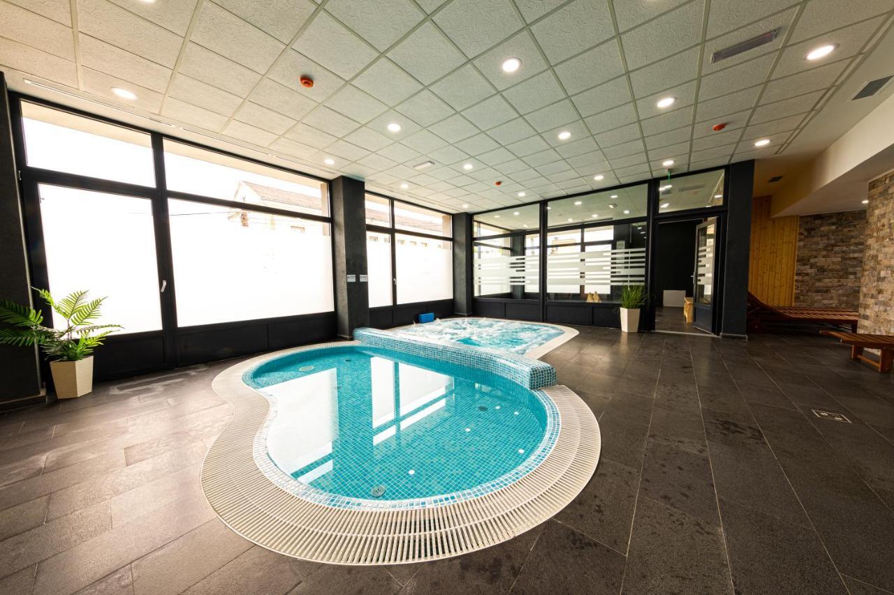 Filo Hotel Wellness & Spa Gheorgheni  Exteriör bild